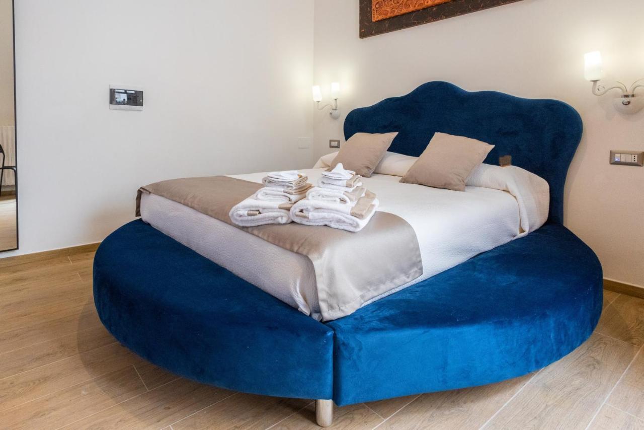 Lovely Rooms - Guest House Suites Triggiano Exterior photo